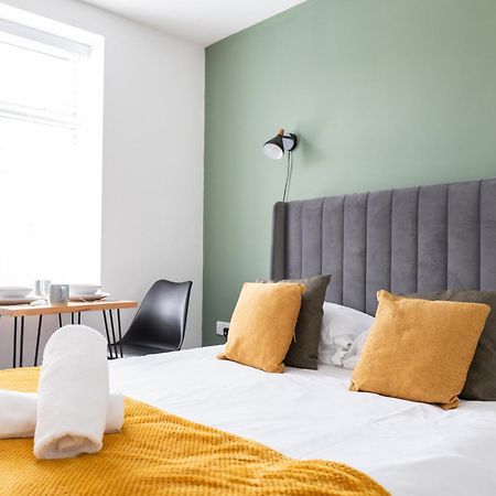 Bay City Studio Apartments Cardiff Buitenkant foto