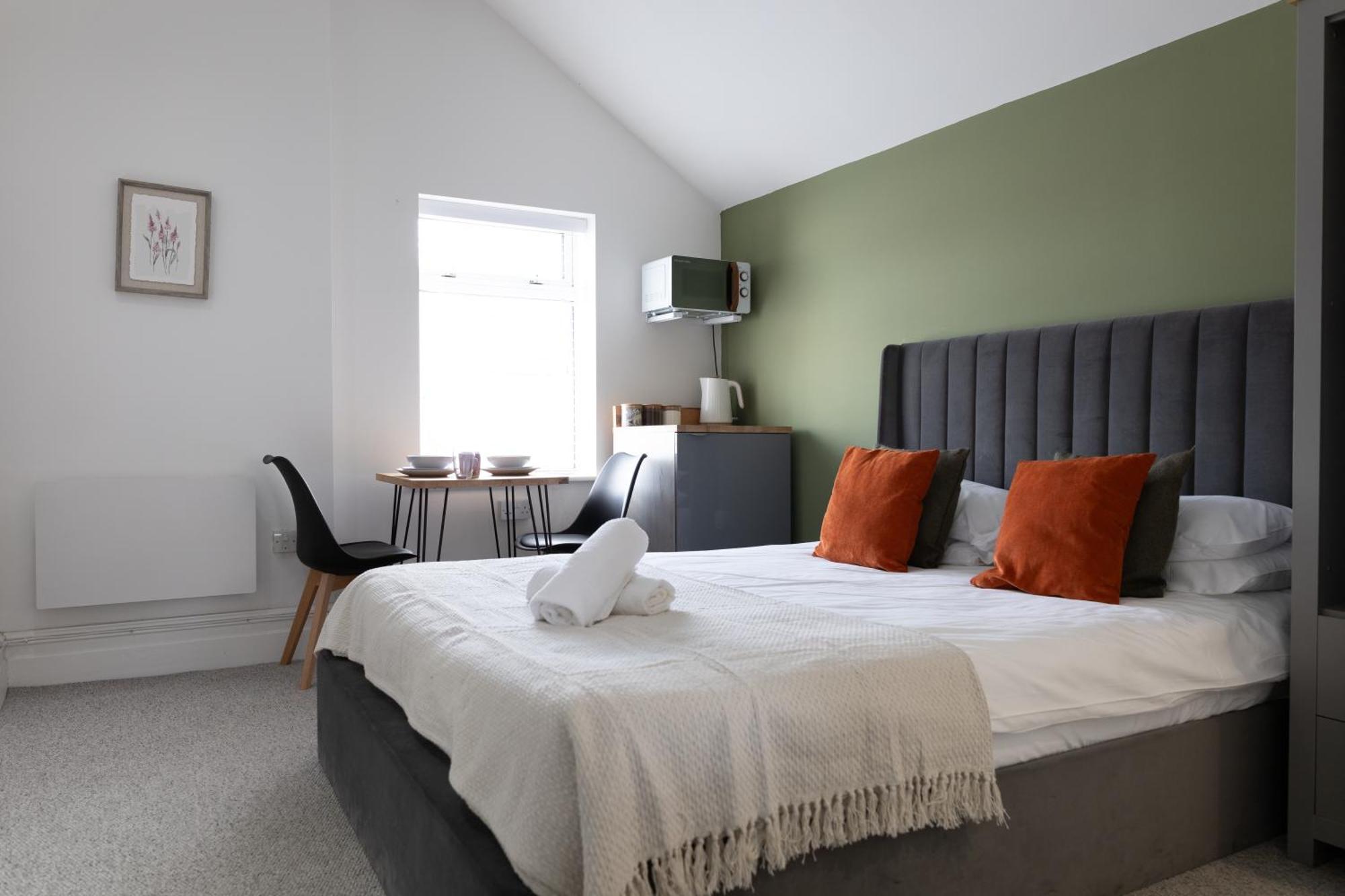 Bay City Studio Apartments Cardiff Buitenkant foto