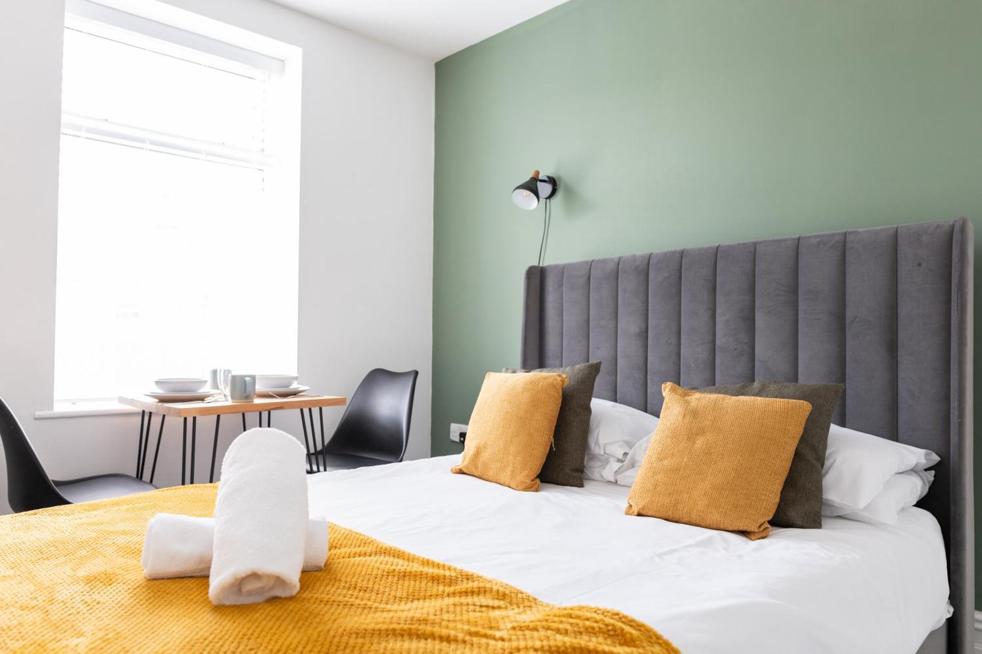 Bay City Studio Apartments Cardiff Buitenkant foto