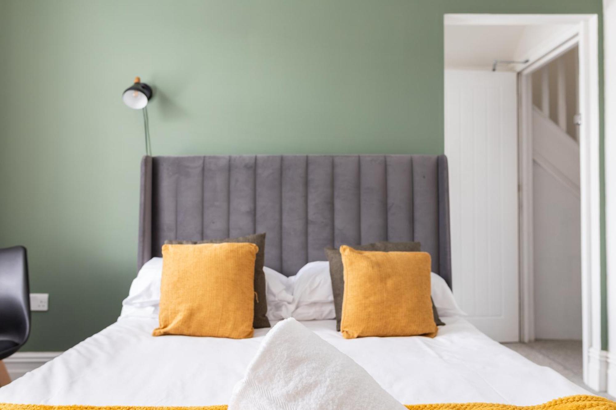 Bay City Studio Apartments Cardiff Buitenkant foto