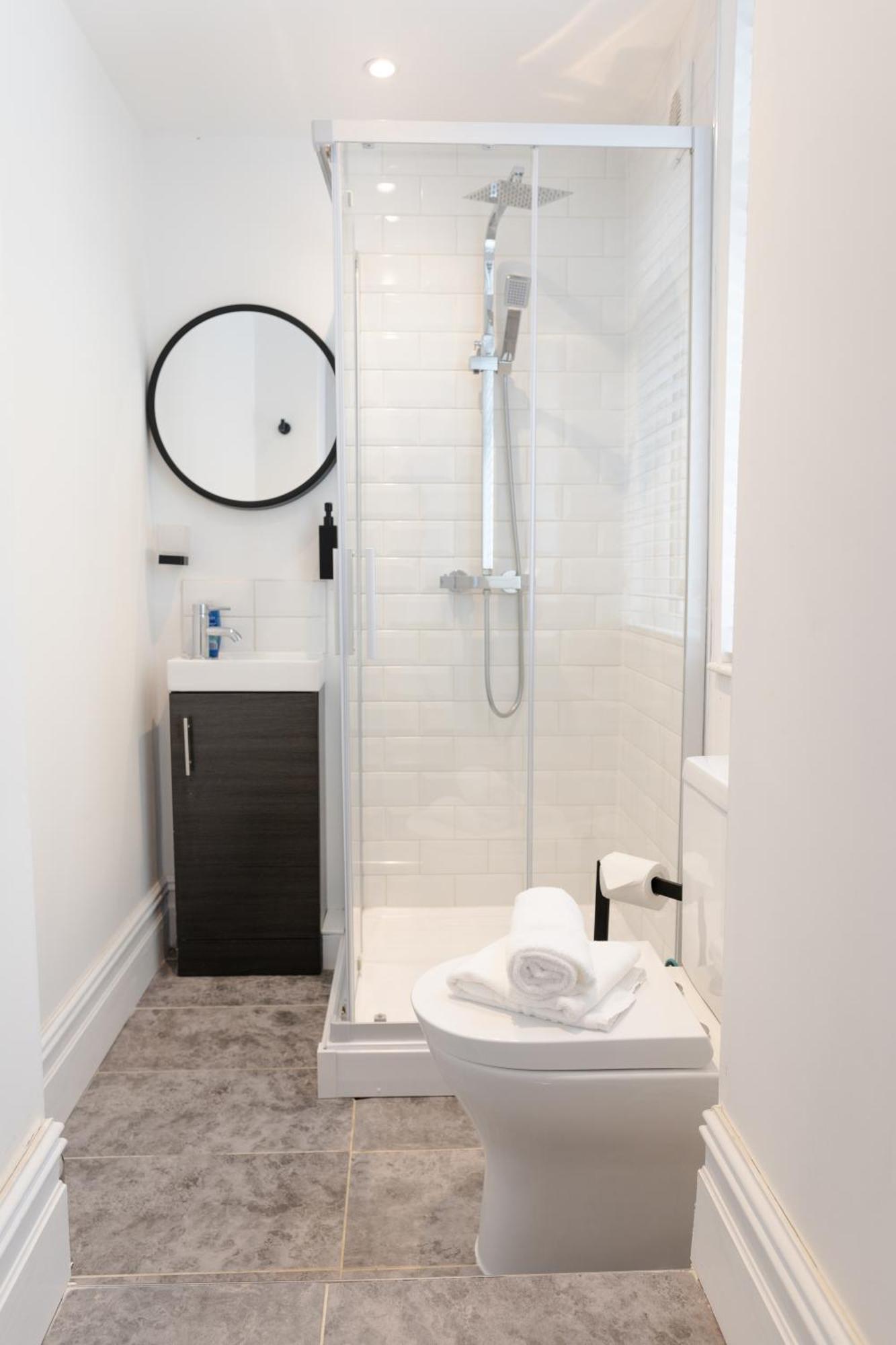Bay City Studio Apartments Cardiff Buitenkant foto