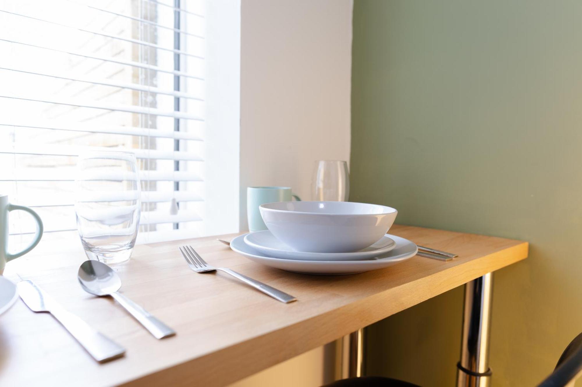 Bay City Studio Apartments Cardiff Buitenkant foto